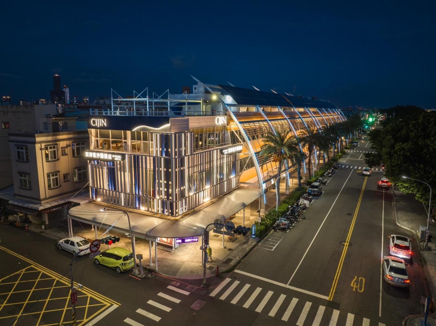 In Young Hotel Kaohsiung Luaran gambar